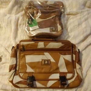 NWOT Pioneer Express Leather Satchel or Laptop